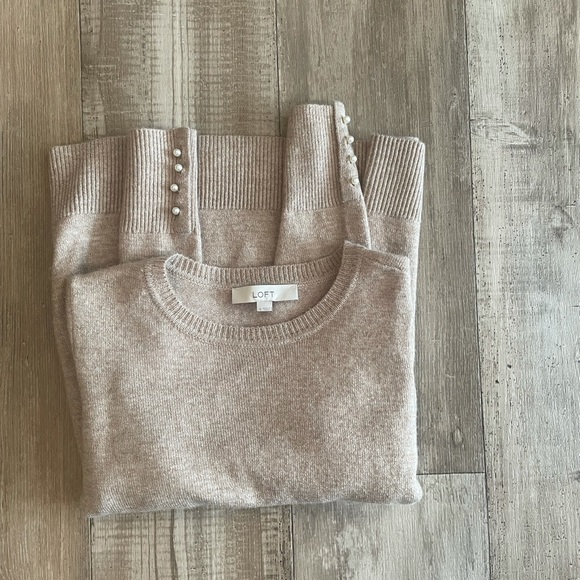 Women’s Loft Sweater - Picture 2 of 15